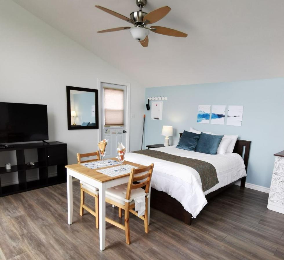 Knotty Pine Ocean Front Suite - Adults Only Ingonish Exterior foto